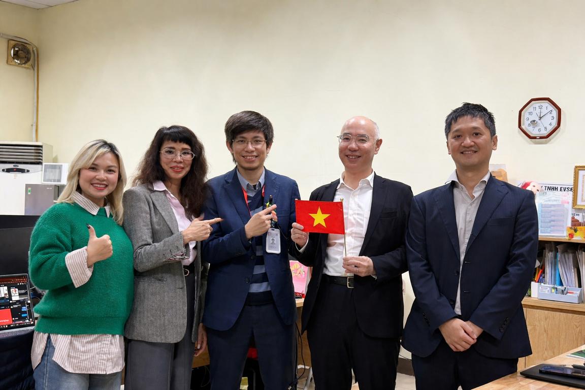 Toshiba Semiconductor Executive Visit